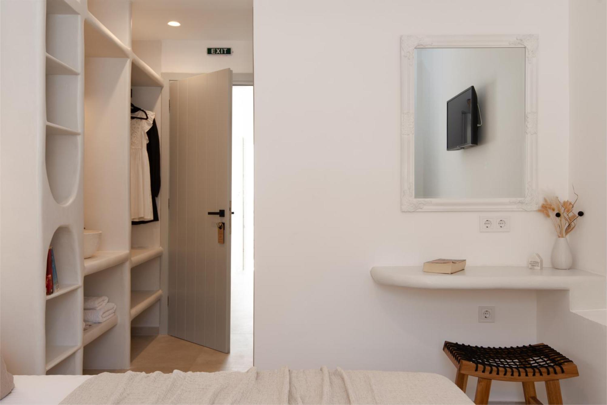 Porte Accommodation Kamares  Exterior foto