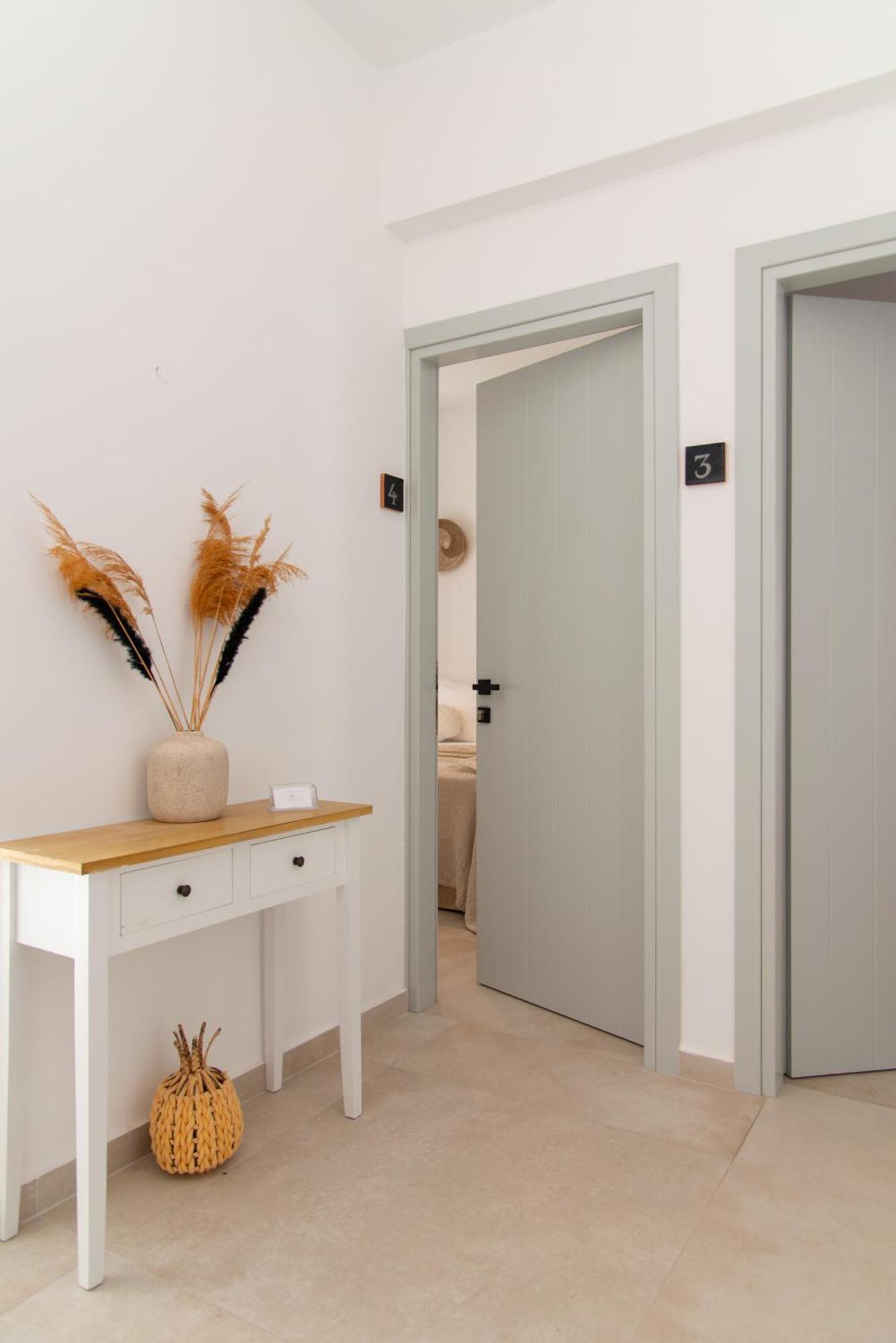 Porte Accommodation Kamares  Exterior foto